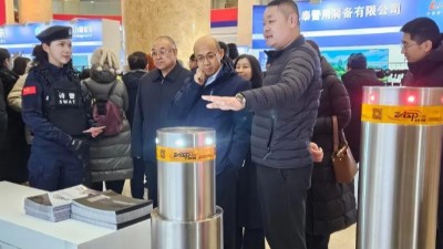 集成商经销商应该如何选择升降柱品牌？
