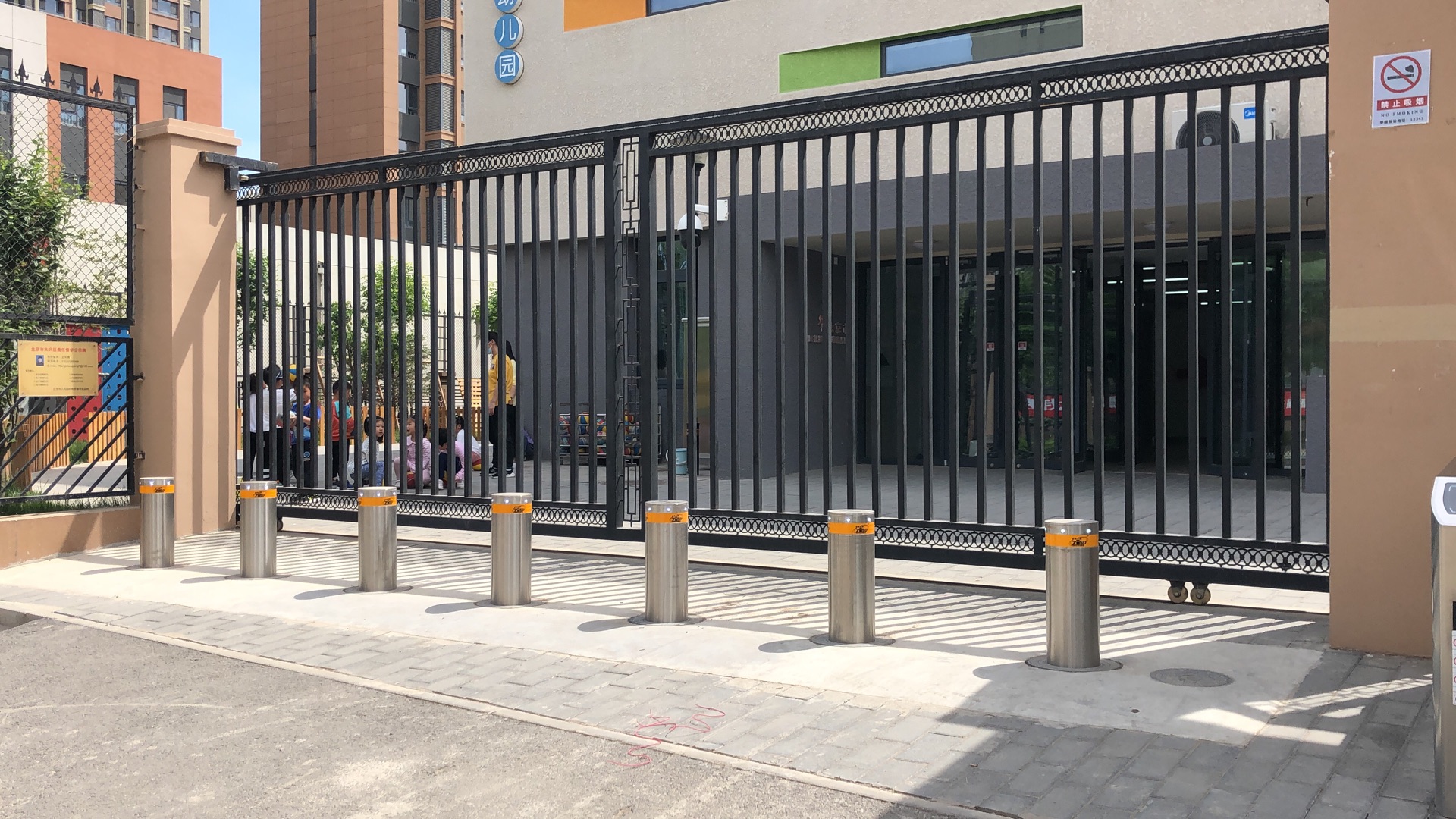 升降柱材质选择的重要性：为何选用不锈钢304？