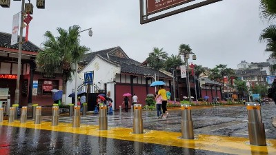毫厘之间，安全之防：从“抗撞几何学”看城市高安全通道的硬核进化