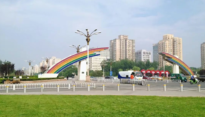 卓奥世鹏街区升降柱项目